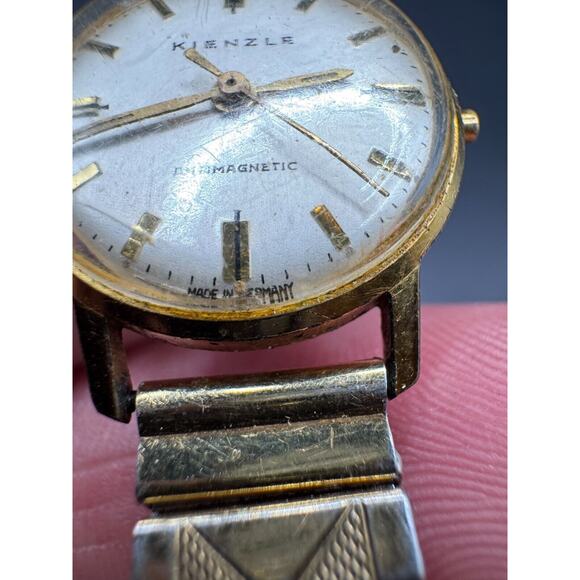 Vintage Kienzle Antimagnetic Watch Men's Silver Gold Tone Fixoflex Stretch Band - Picture 2 of 7